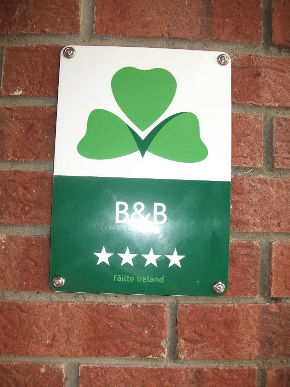Rocksberry Bed & Breakfast คาสเซิลบาร์ ภายนอก รูปภาพ